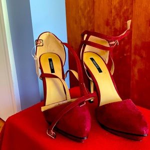 Wine high heels never been one still with tags